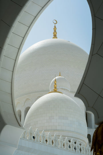White Domes in Quiet Light Warm room